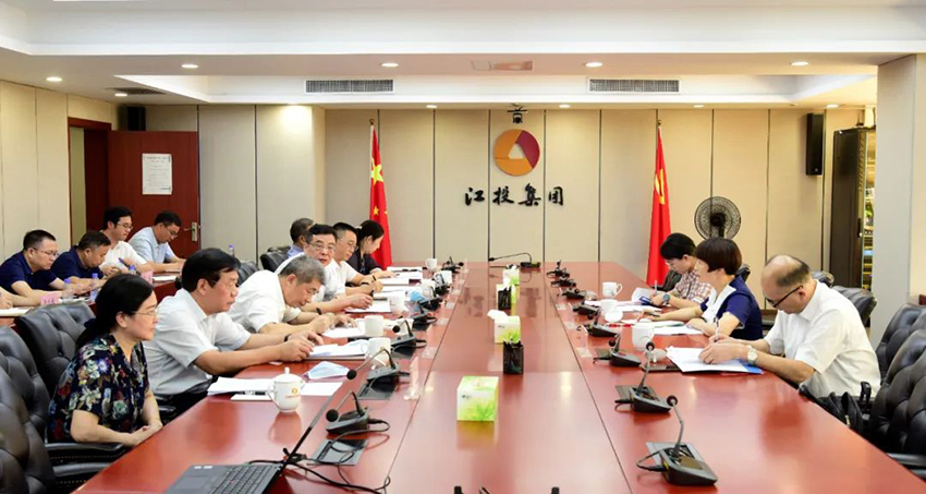 卢小青到银河娱乐
调研指导.jpg 卢小青到银河娱乐
调研指导.jpg