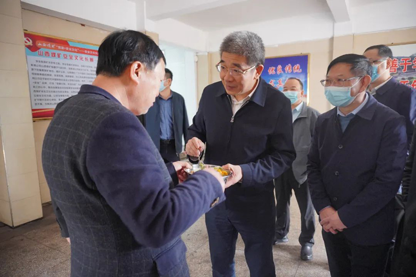 揭小健深入丰城片区调研并宣讲党的二十大精神-2.jpg 揭小健深入丰城片区调研并宣讲党的二十大精神-2.jpg